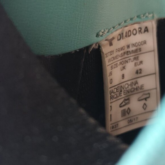 Diadora Ladies Size 10 Black & Teal Elastic & Tie  Indoor Soccer Shoes - Picture 7 of 8
